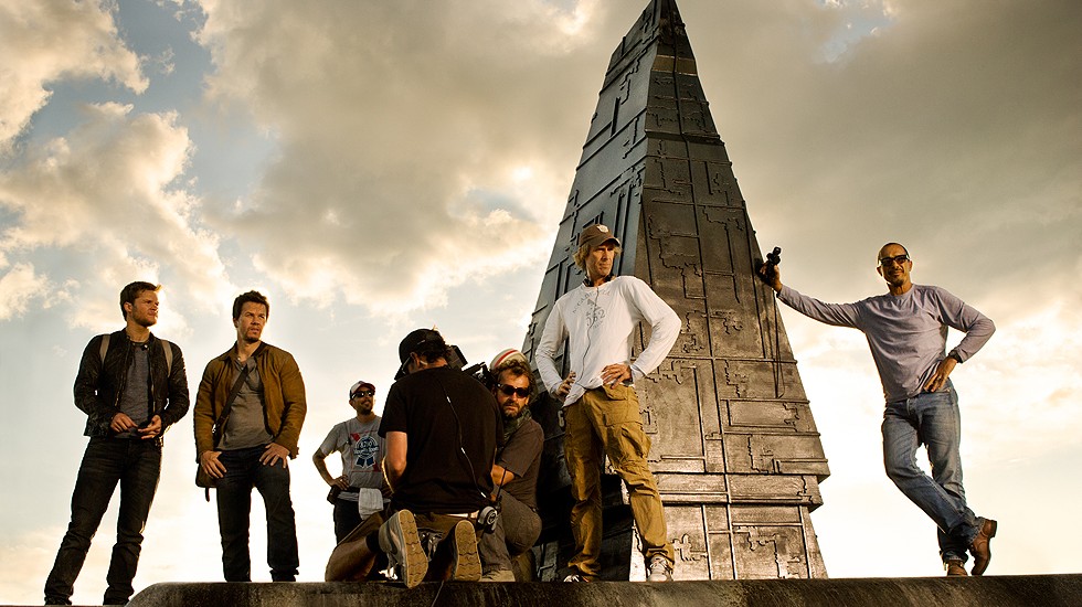 Pictured left to right:
Jack Reynor; Mark Wahlberg; 2nd Assistant B-Camera Casey "Walrus" Howard; 1st Assistant A-Camera John Kairis with back to camera; B-camera Operator Lukasz Bielan; Director Michael Bay; Director of Photography Amir Mokri.